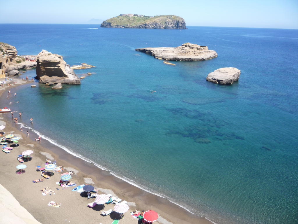 Hotel Villa Iulia Ventotene Zewnętrze zdjęcie