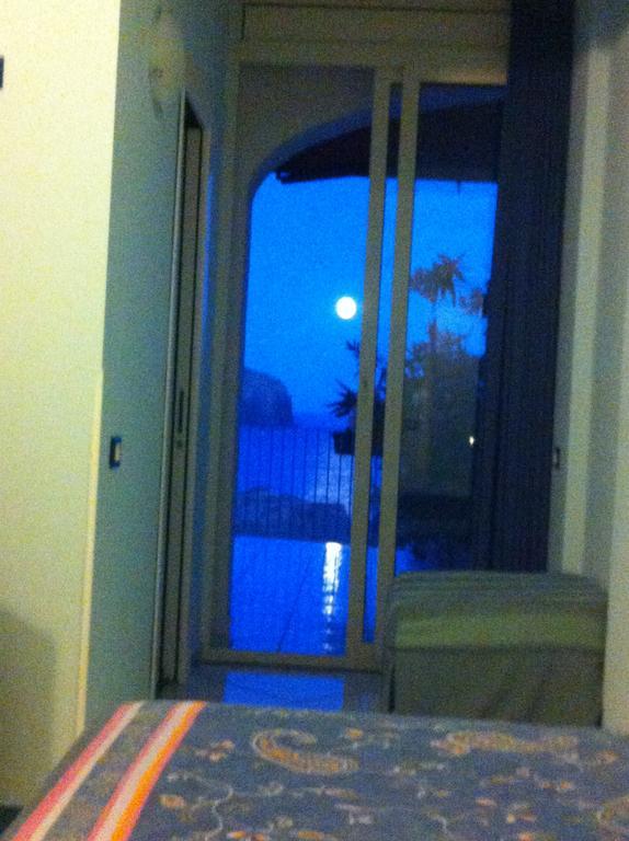 Hotel Villa Iulia Ventotene Zewnętrze zdjęcie