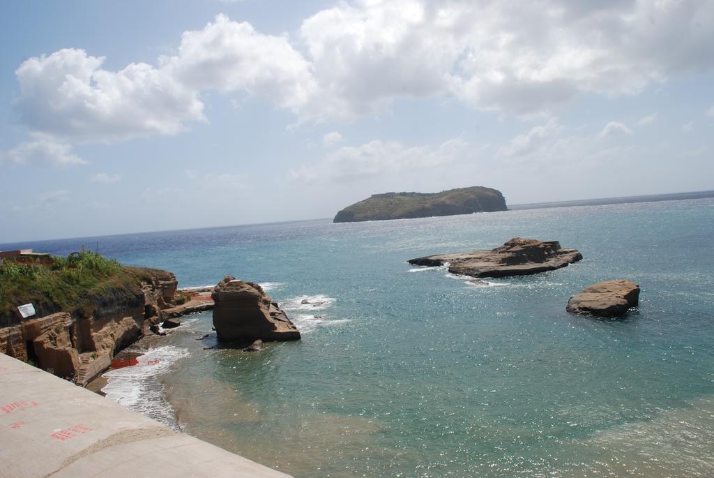 Hotel Villa Iulia Ventotene Zewnętrze zdjęcie