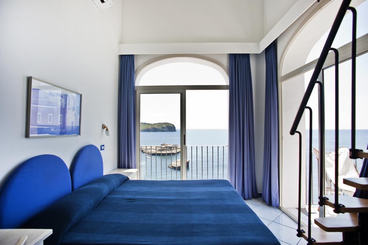 Hotel Villa Iulia Ventotene Zewnętrze zdjęcie