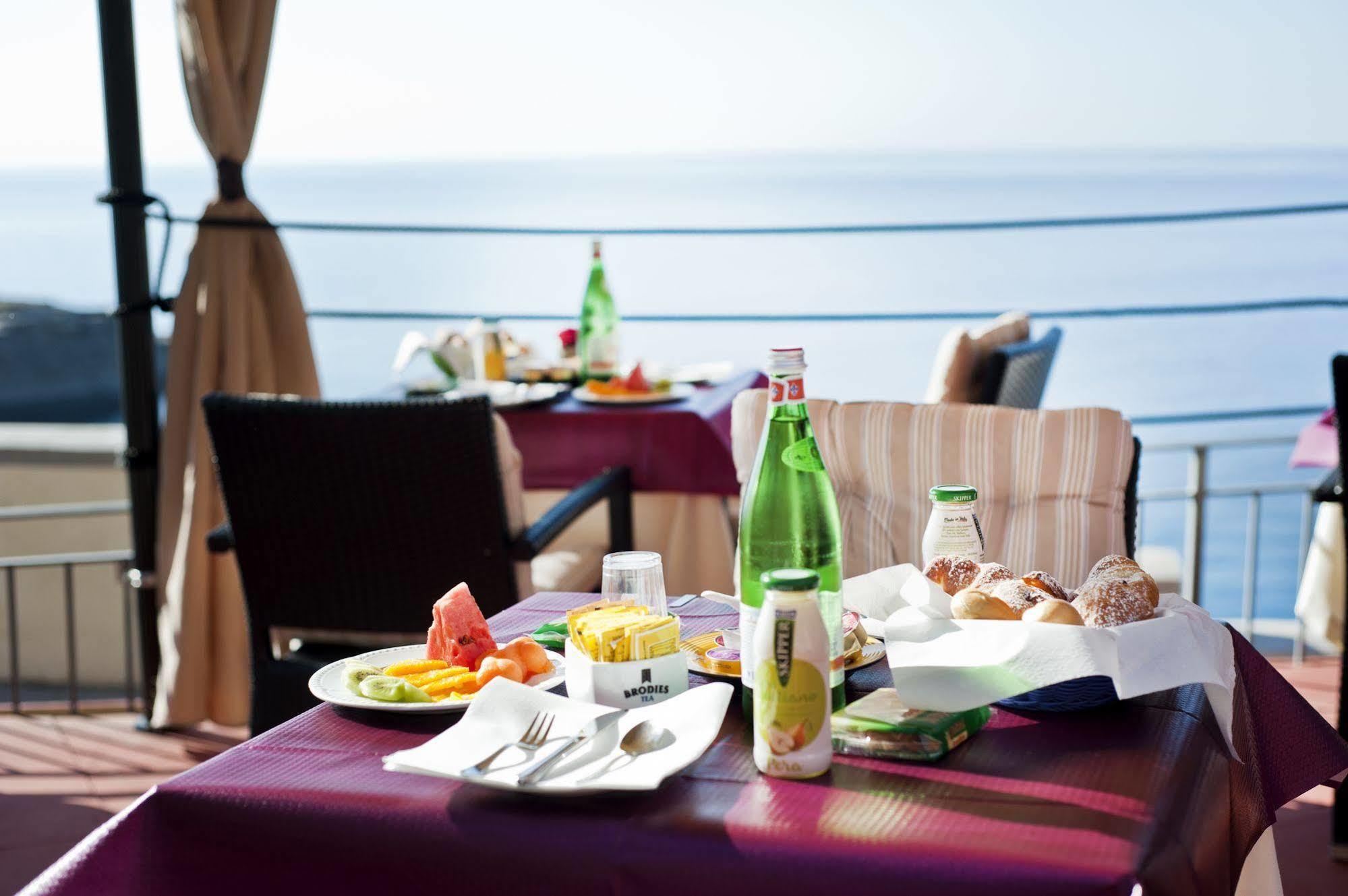 Hotel Villa Iulia Ventotene Zewnętrze zdjęcie